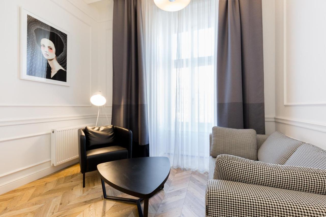 The Oktogon Executive Apartment Budapešť Exteriér fotografie
